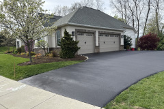 Residental-Driveway-Harrisburg-Sealcoating-After-1