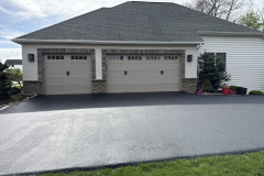 Residental-Driveway-Harrisburg-Sealcoating-After-2