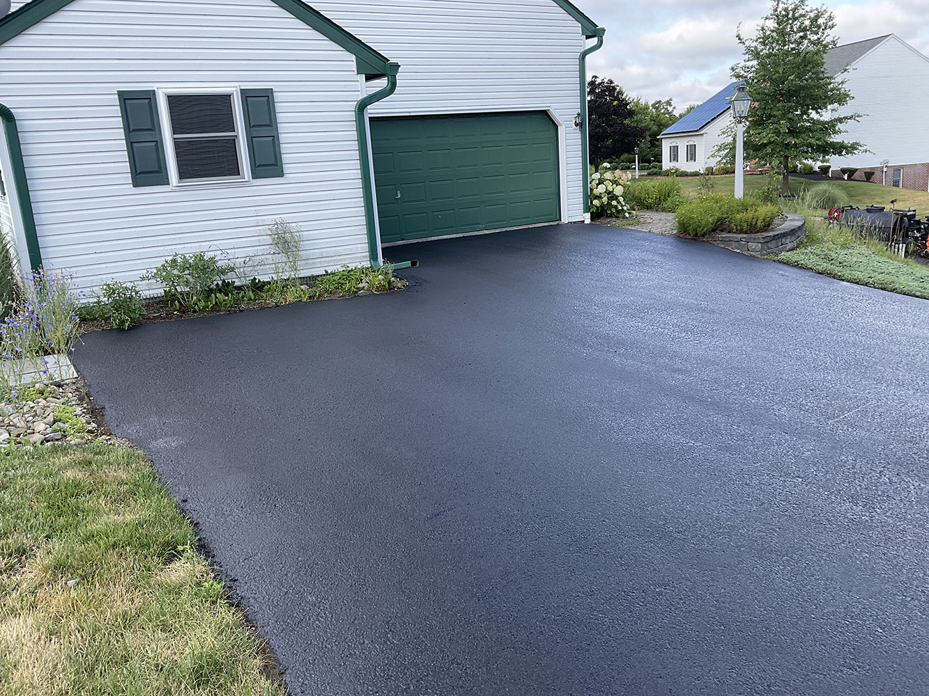 How We Repaired and Sealed a Cracked Driveway in Elizabethtown, PA